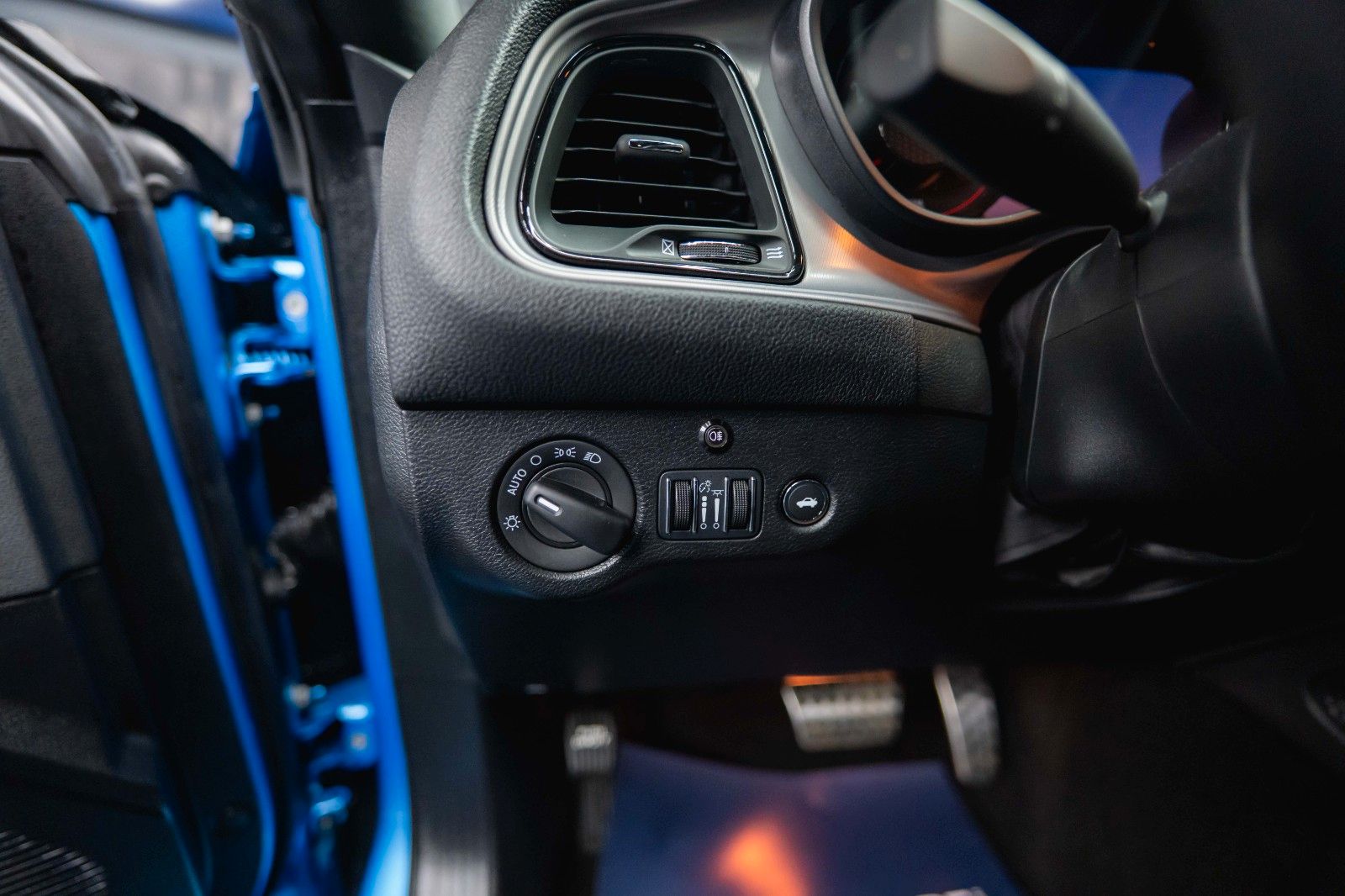 Fahrzeugabbildung Dodge Challenger 5.7 V8 R/T SRT Performance *LED*19%*