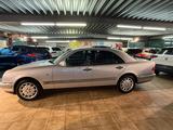 Mercedes-Benz E 200 ELEGANCE*Alu*Tüv*Klima* - gebrauchte Mercedes-Benz E-Klasse aus dem Jahr 1998