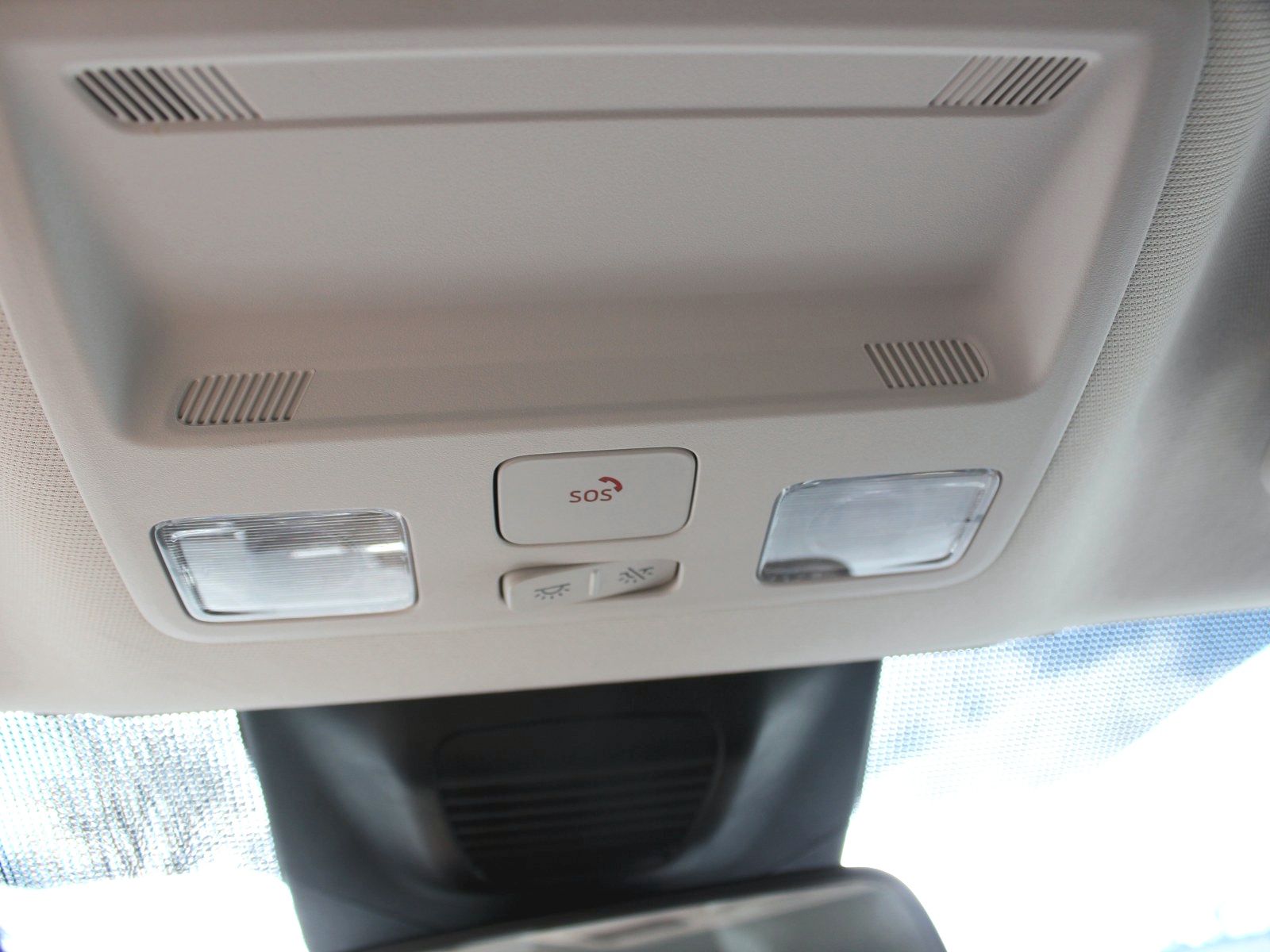 Fahrzeugabbildung Ford Focus Cool & Connect 1,0 EcoBoost Start/Stopp