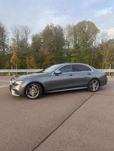 Mercedes-Benz E 400 d 4MATIC  AMG-Line - Mercedes-Benz E 400 mit Diesel-Antrieb: Grau, Limousine