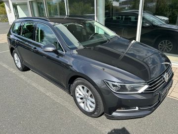 Volkswagen Passat Variant - 1