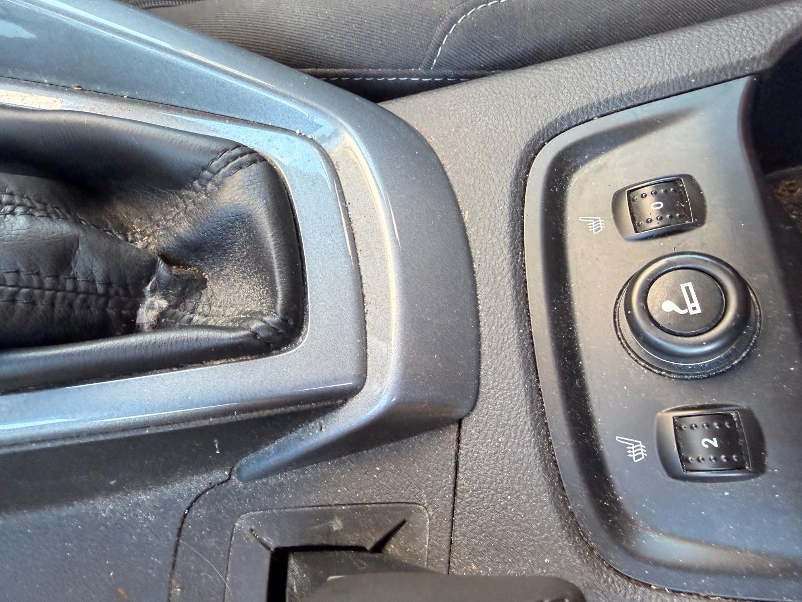 Ford Focus 2011 — photo 14