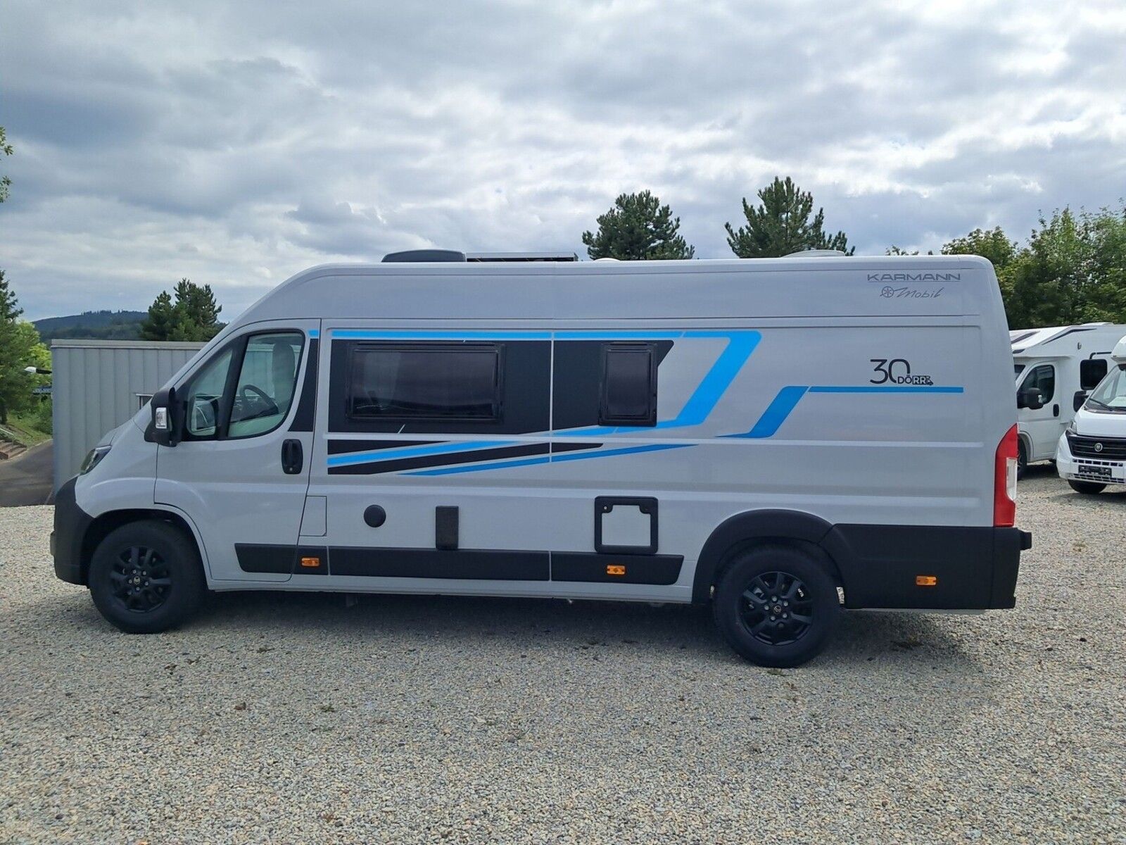 Fahrzeugabbildung Karmann Davis Trendstyle DA 620 TSC Dörr-Paket 30 Jahre