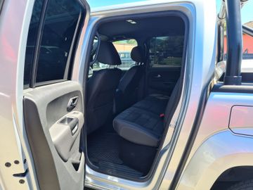 Volkswagen Amarok - 12