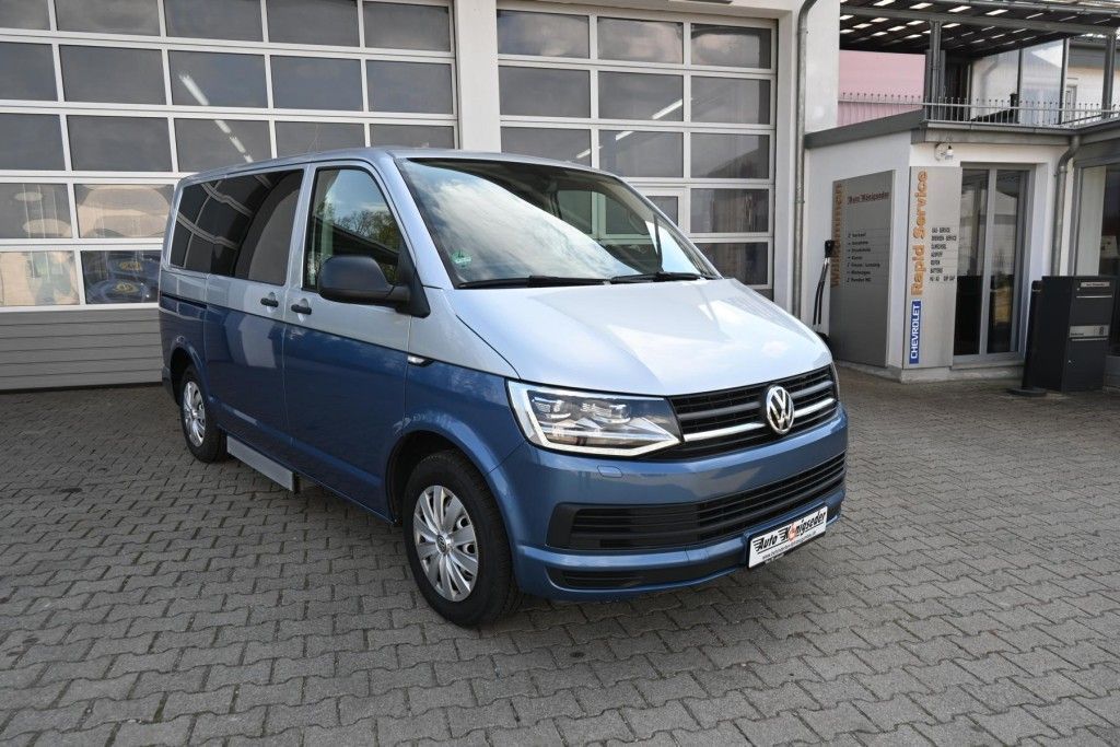 Volkswagen Multivan DSG Kurz Trendline foto 2