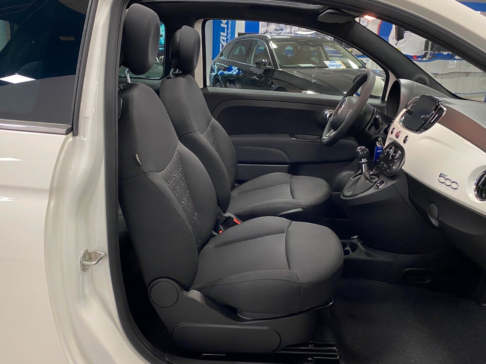 Fahrzeugabbildung Fiat 500C 1.0 GSE N3 Hybrid DOLCEVITA Cabrio+NAVI+PDC