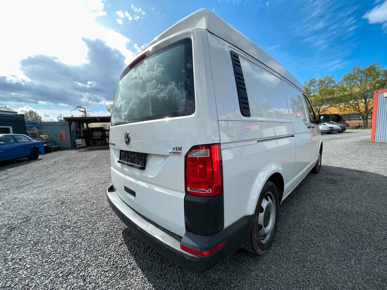 Volkswagen T6 Transporter Kasten Mittelhochdach lang  Klima
