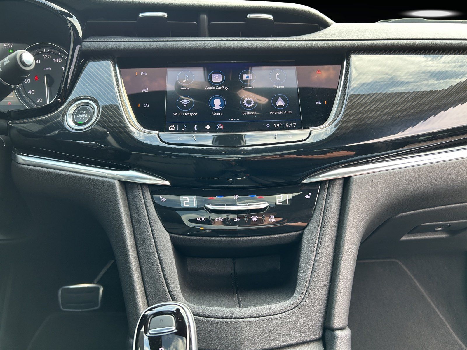 Fahrzeugabbildung Cadillac XT6 Sport 3.6 AWD 7-SITZER/SHZ/LED/NAVI/AHK/PANO