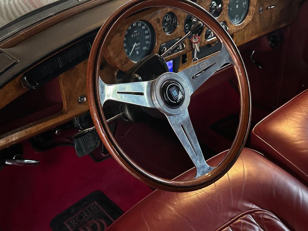 Rolls-Royce Silver Cloud