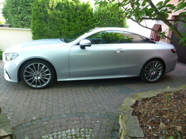 MERCEDES-BENZ E 400 d 4MATIC Autom. Coupe