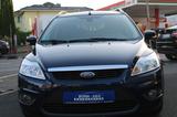 Ford Focus 1,6 VivaTurnier*Klima*Navi*46Tkm - Ford Focus aus 2011: 1.6