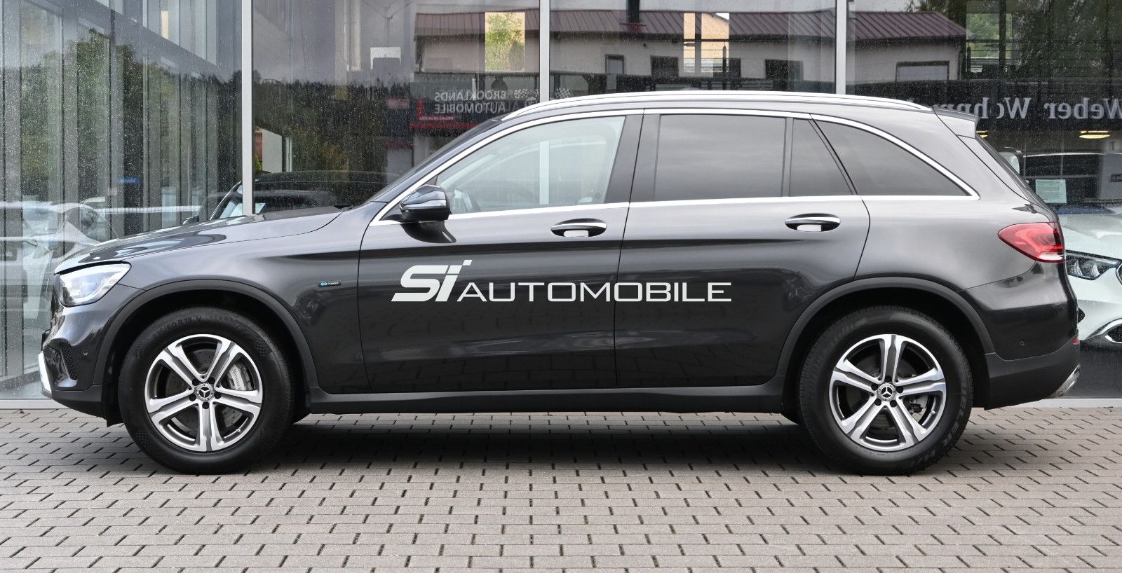 Fahrzeugabbildung Mercedes-Benz GLC 300 de 4MAT. °ACC°AHK°AIRMATIC°HUD°KEYLESS°