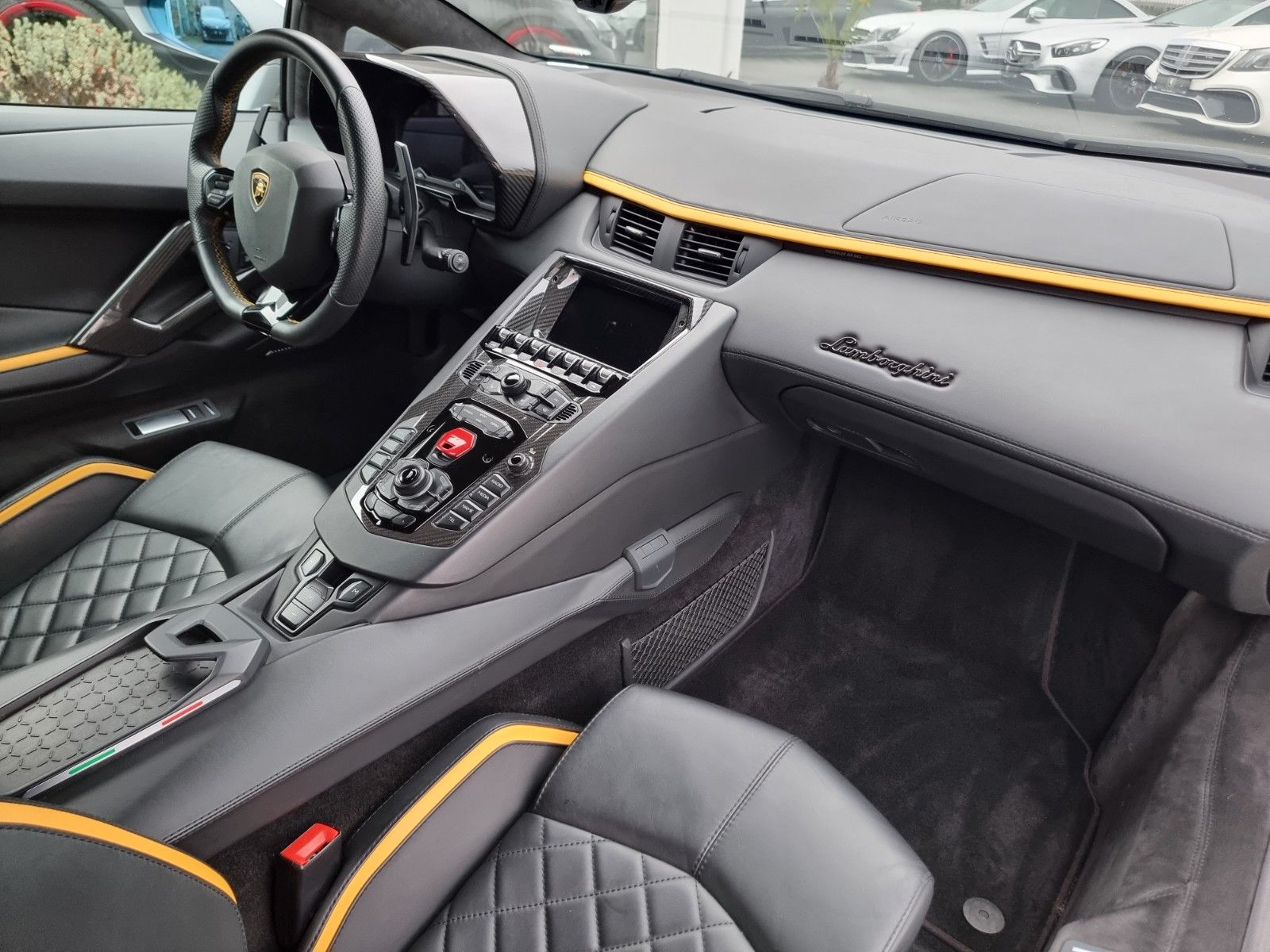 Fahrzeugabbildung Lamborghini Aventador S/Carbon/Lift/Matt/Gr. Service 11/25