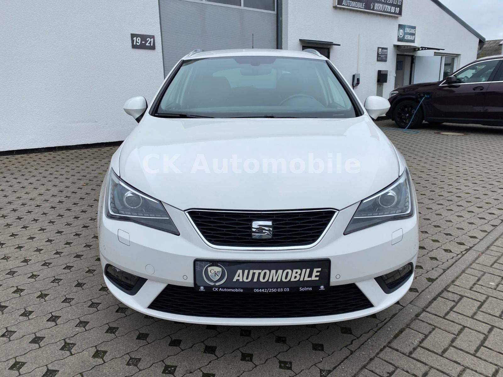 Fahrzeugabbildung SEAT Ibiza ST 1.0 TSI Style DSG/Navi/Bi-Xenon/PDC