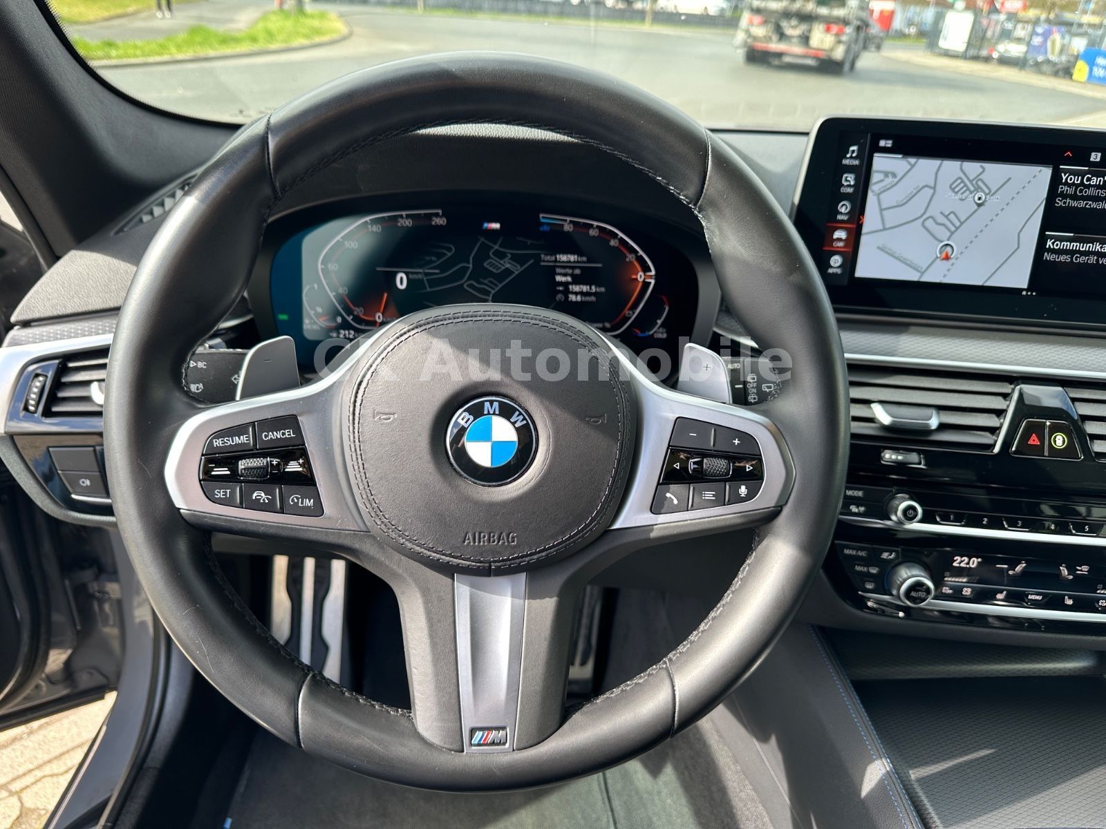 Fahrzeugabbildung BMW 520d xDrive M-Sport/Navi/Head-Up/LED/ACC/Kam.