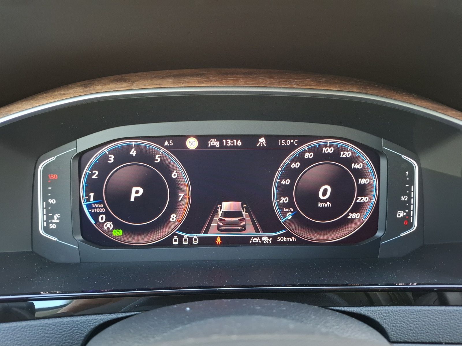 Fahrzeugabbildung Volkswagen Arteon SB TSI Elegance DSG  Matrix AHK Navi AID