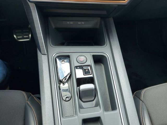 Leon e-HYBRID *Navi*LED*ACC*Apple CarPlay Androi
