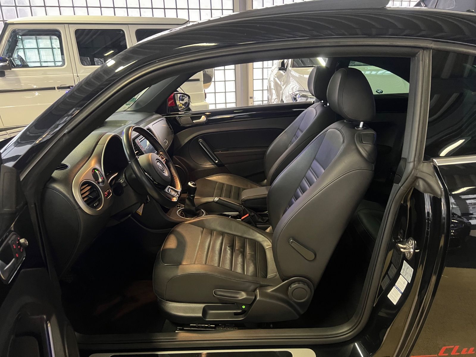 Fahrzeugabbildung Volkswagen Beetle Lim. 2.0 TDI Club R line SONDERMODEL*