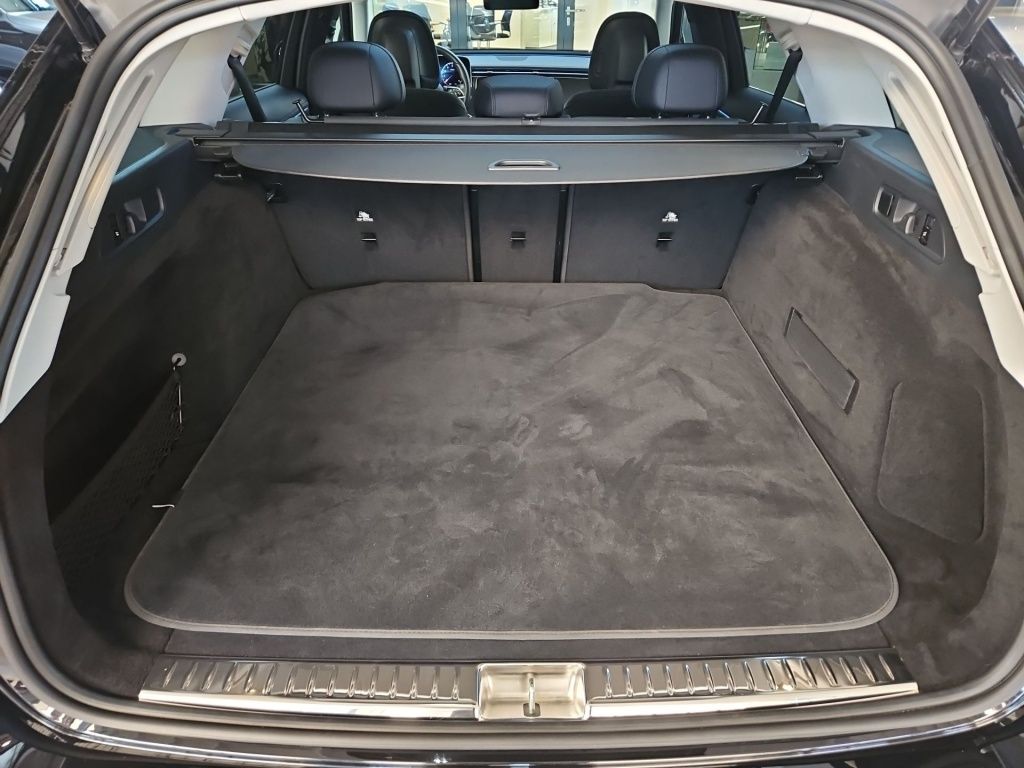 Fahrzeugabbildung Mercedes-Benz E 200 T Avantgarde AHK LED Pano ACC Navi KeyLess