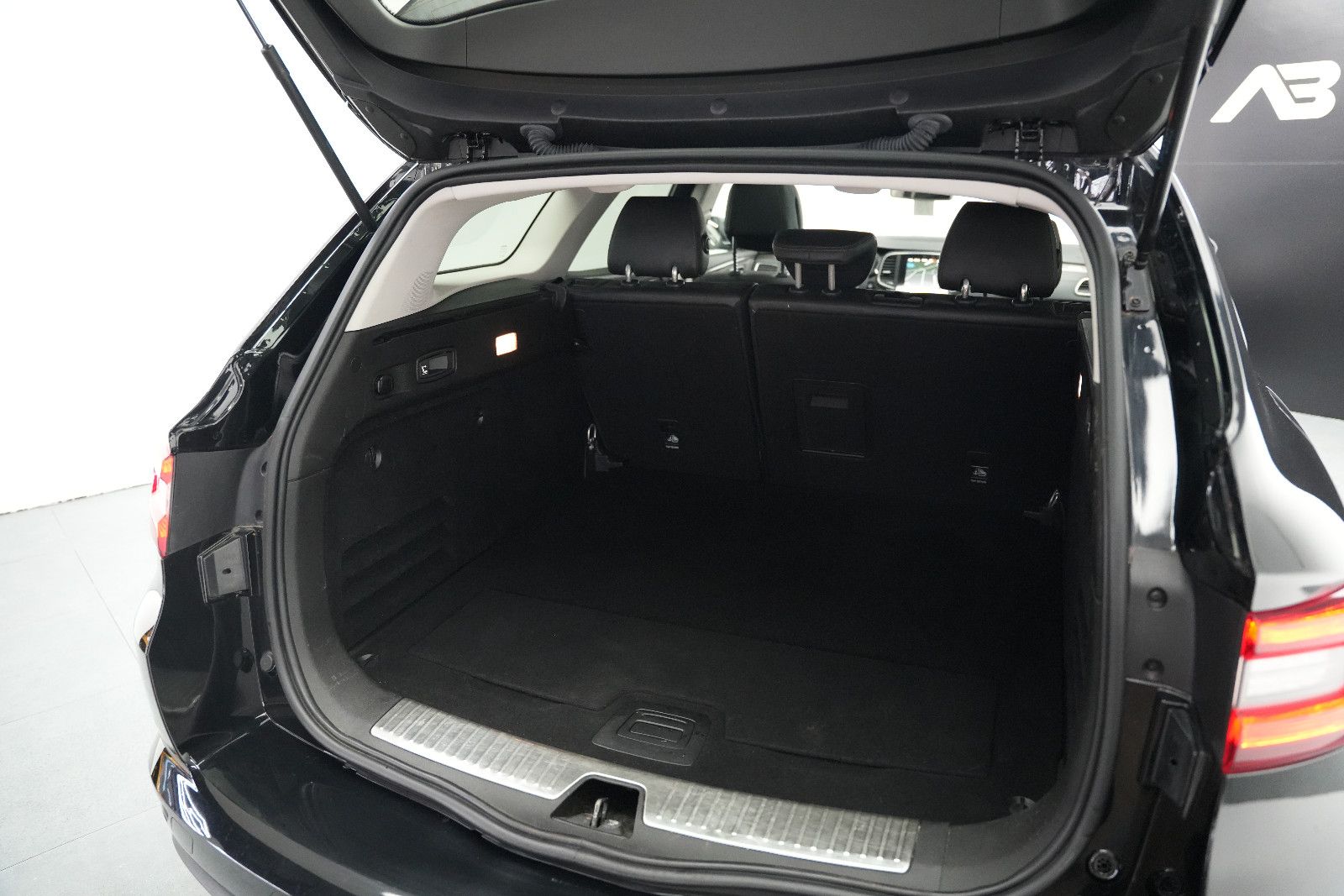 Fahrzeugabbildung Renault Talisman Grandtourer /BOSE/PANORAMA/HUD/ACC