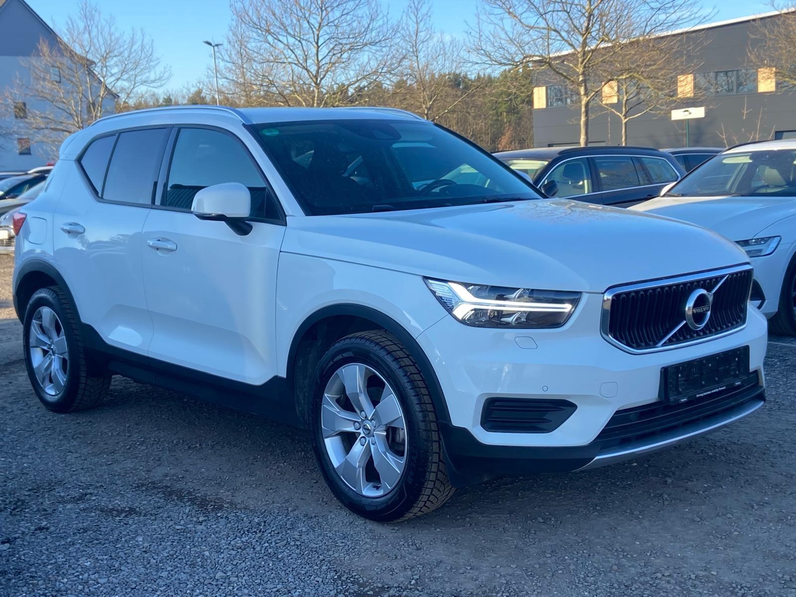 Volvo XC 40 XC40 Momentum 2WD