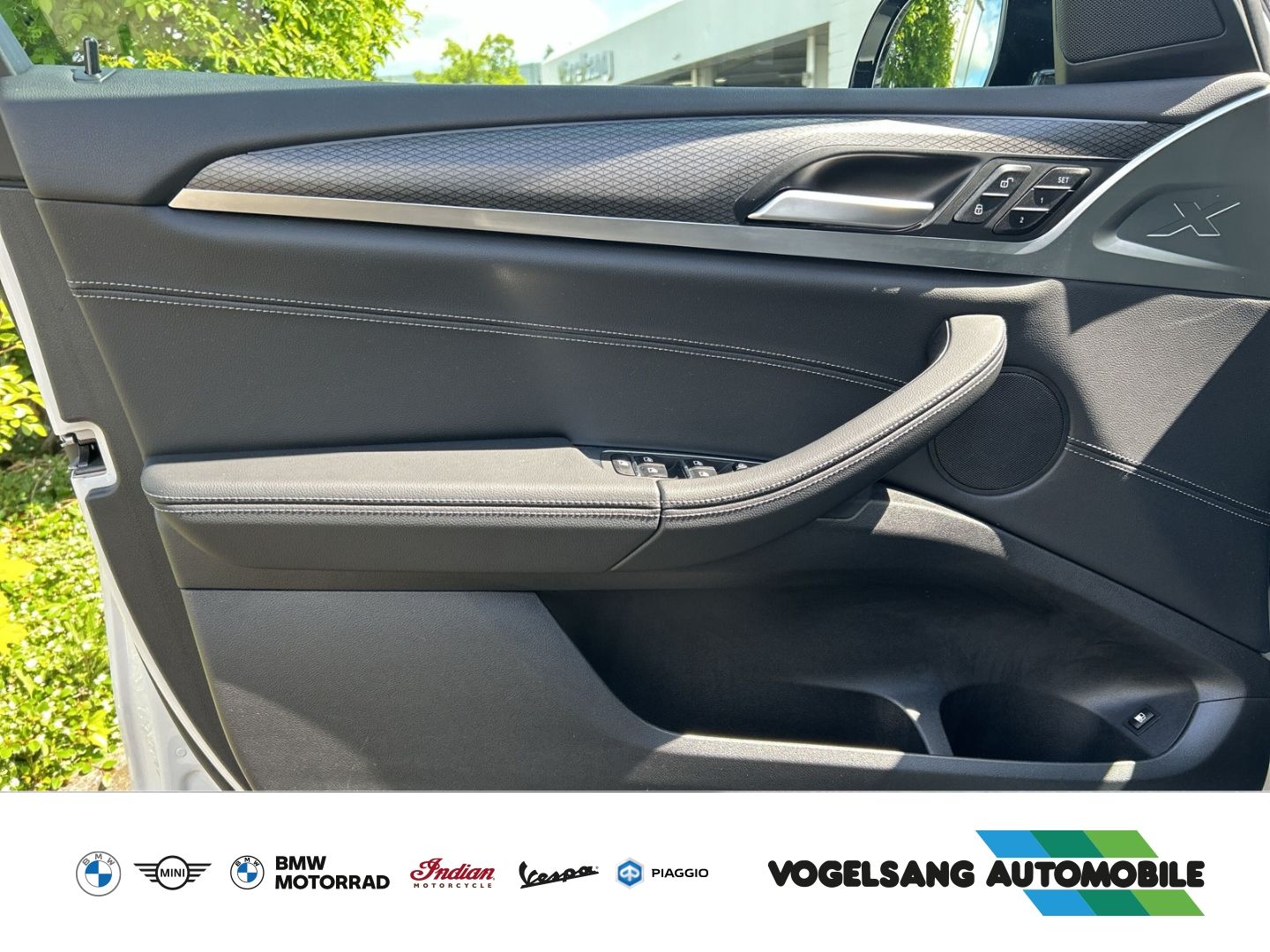 Fahrzeugabbildung BMW X3 xDrive 30e,M Sport,Panodach,Leder,HIFI,DAB,Dr