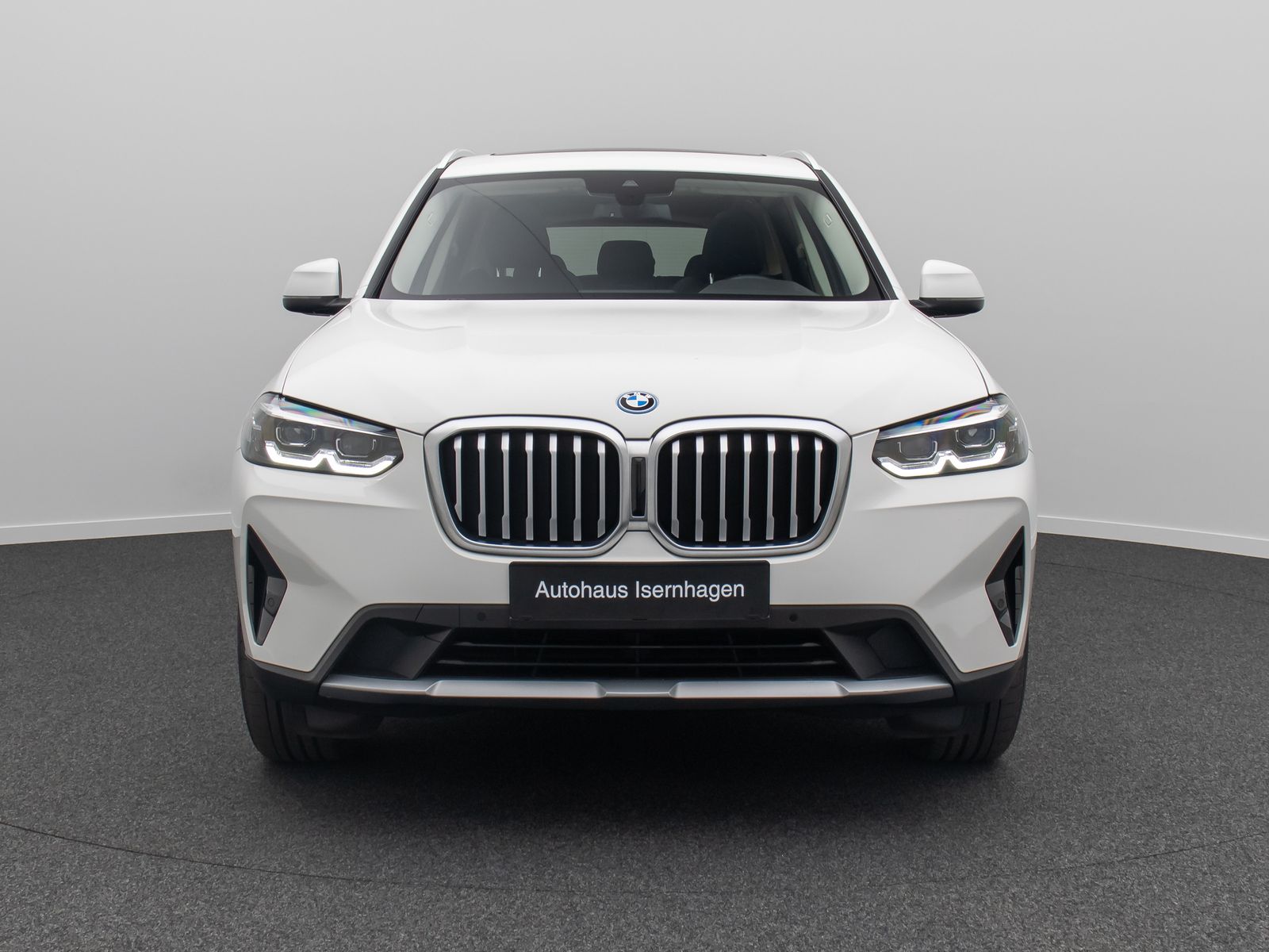 Fahrzeugabbildung BMW X3 xD30e DAB Kamera FernlichtAs Panorama Leder