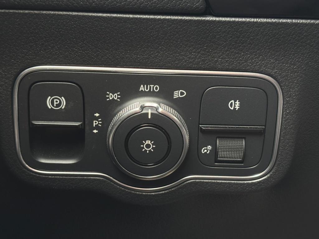 Mercedes-Benz GLA 200 d 4M PROGRESSIVE|AHK|SHZ|LEDER|AHK|KAM