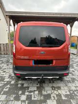 Ford Tourneo Connect 1.5 EcoBlue 74kW Auto Active... - rote Ford Tourneo Connect