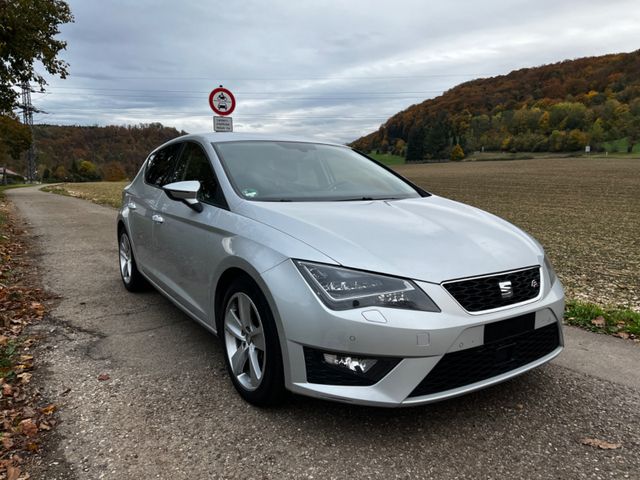 Seat Leon 2.0 TDI FR DSG Euro 6 ACC LED 8Fach bereift