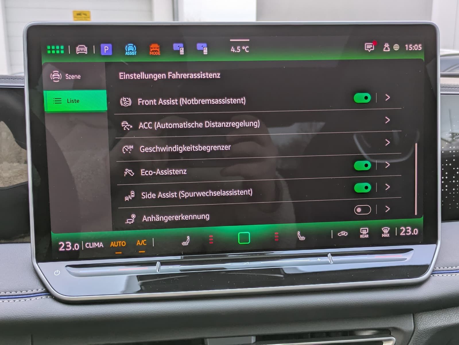 Fahrzeugabbildung Volkswagen Tiguan 2.0 TDI 4M R-Line PANO*H&K*AHK*MATRIX*20"