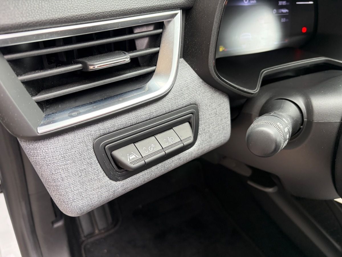Renault Clio - Bild 9