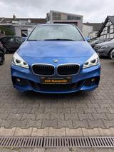 BMW 220 D GRAN TOURER-M SPORT-AUTOM-PANO-NAVI-AHK - BMW 2er Reihe in Düsseldorf