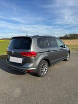 Volkswagen Touran 2.0 TDI SCR DSG SOUND BMT SOUND - Volkswagen Touran SOUND mit Diesel-Antrieb