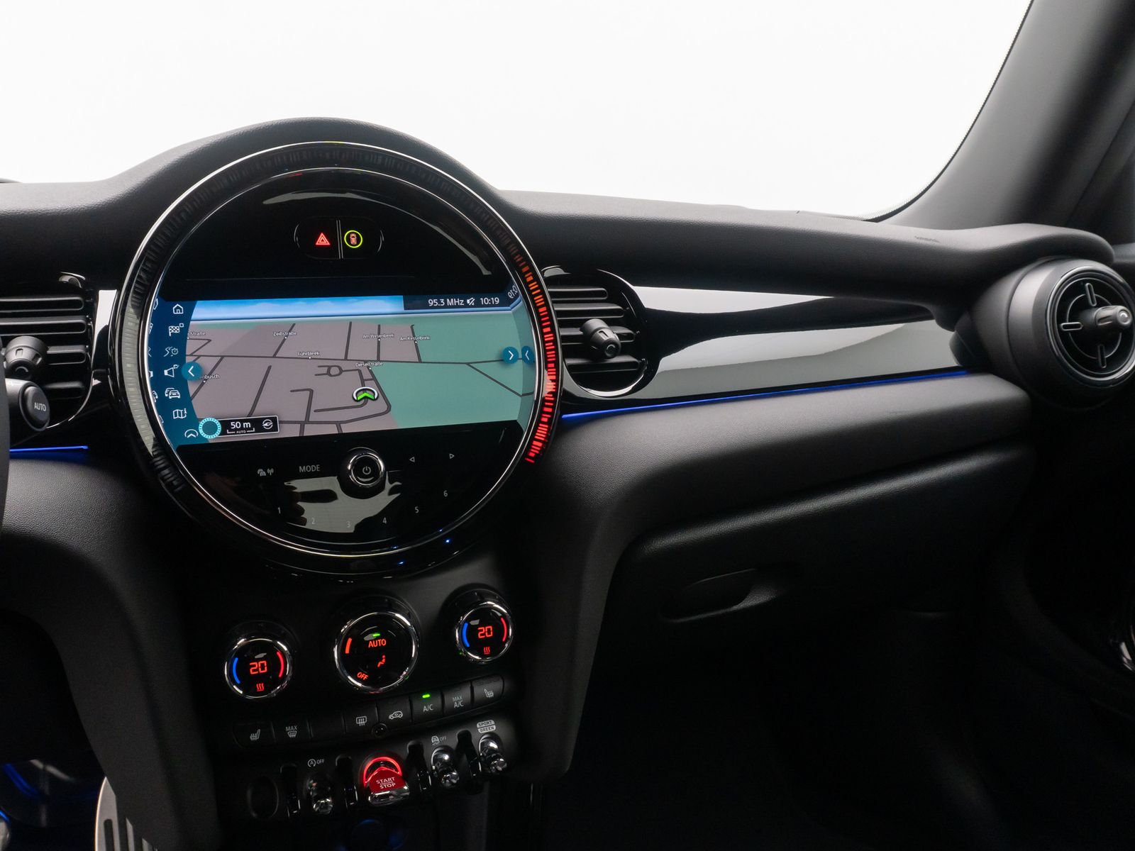 Fahrzeugabbildung MINI John Cooper Works HUD Kamera ACC Sportsitz Komfo