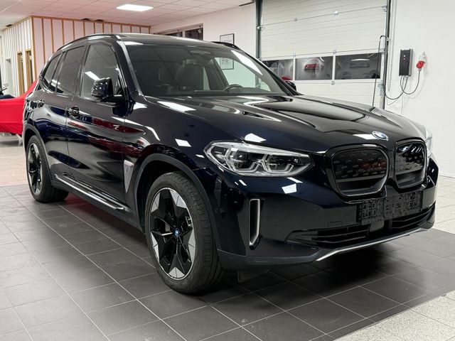 BMW iX3 Impressive/Fast Charger/Head up/Pano/Garant.