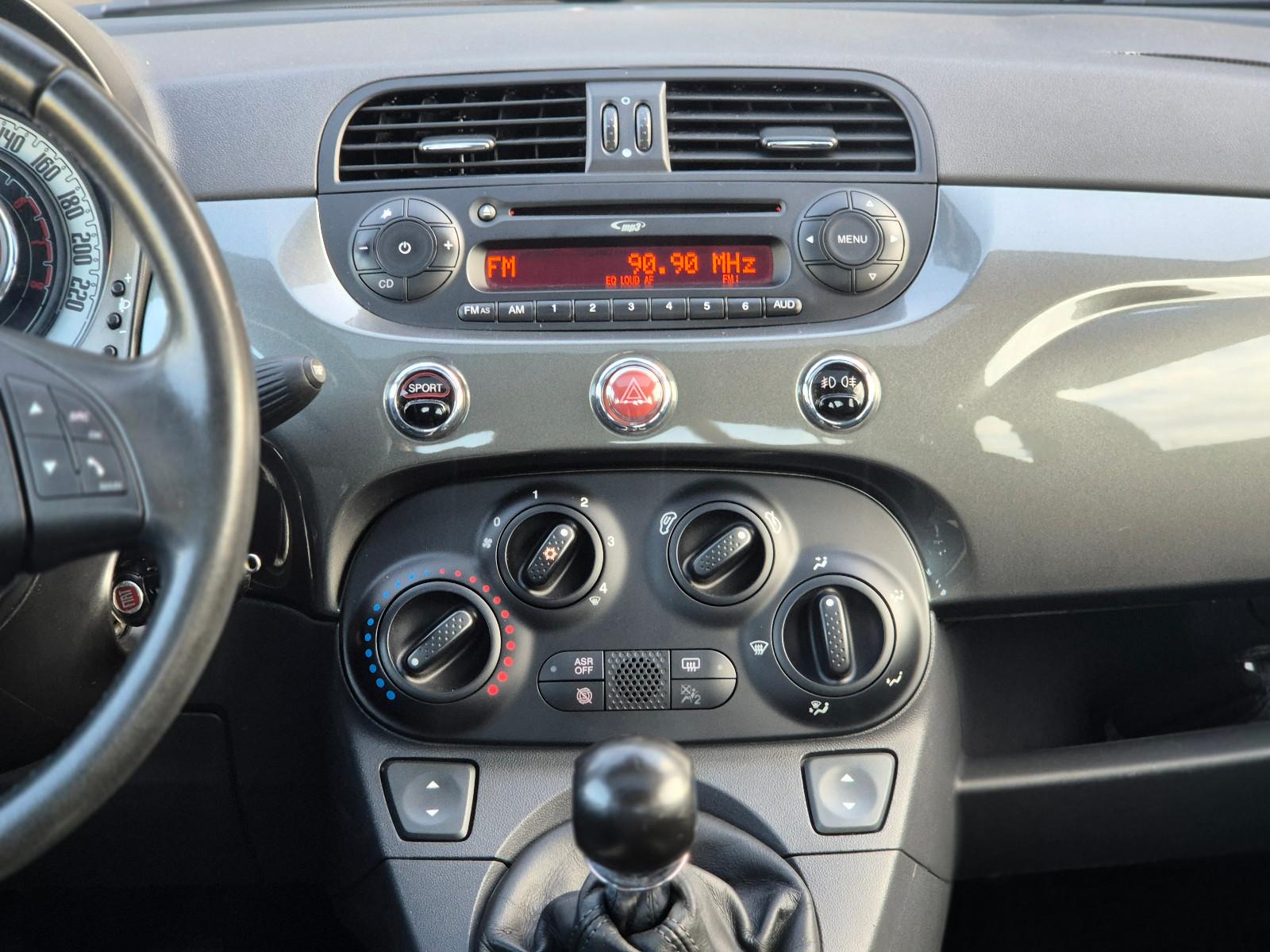 Fiat 500 0.9 8V TwinAir Turbo/ Klima/ PDC/ Schiebdach