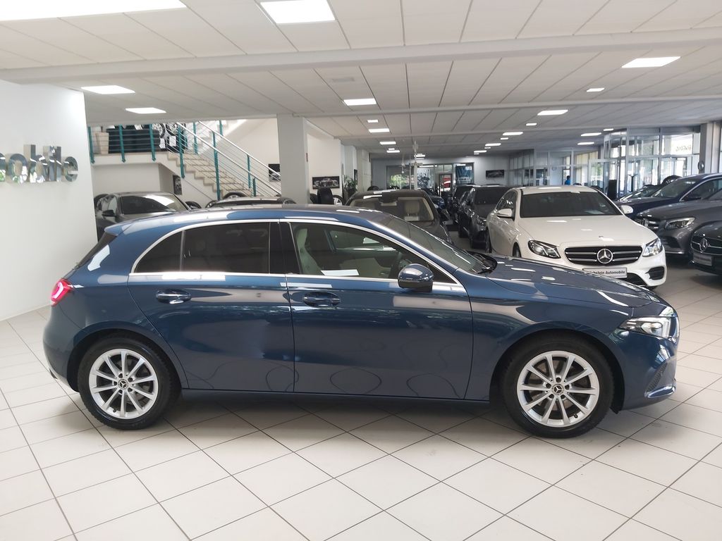 Mercedes-Benz A 220 4M DISTR. LEDER Progressive Multibeam
