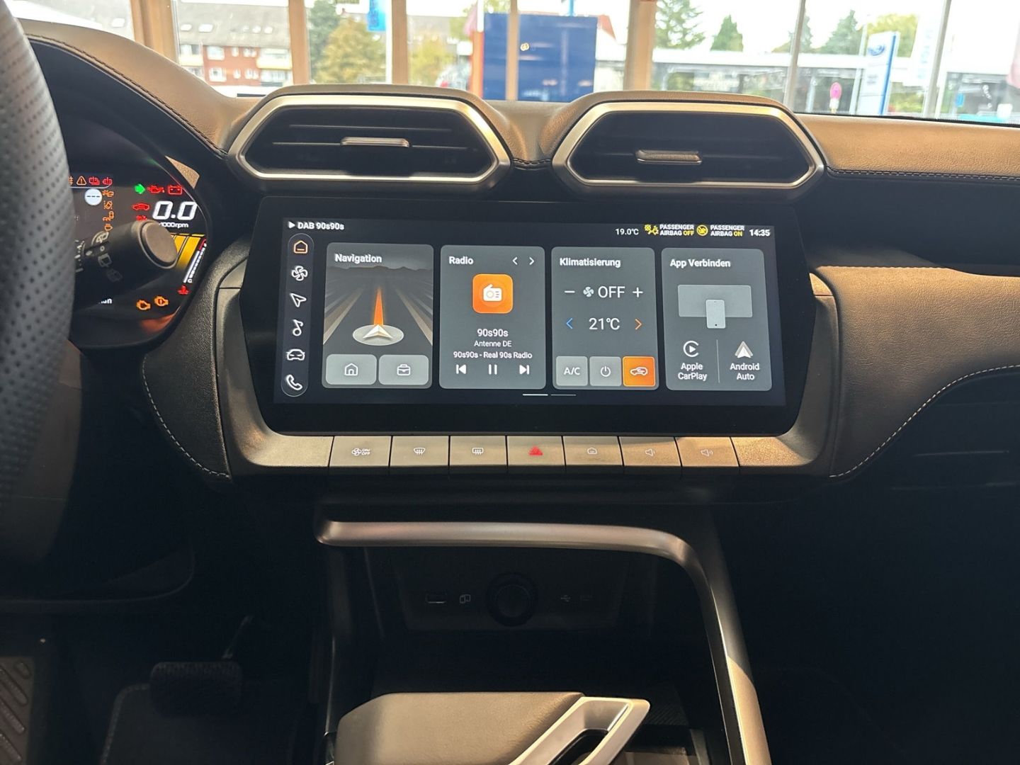 Fahrzeugabbildung MG ZS 1.5 Hybrid+ 145 kW Luxury AHK GJR Navi 360 Ka