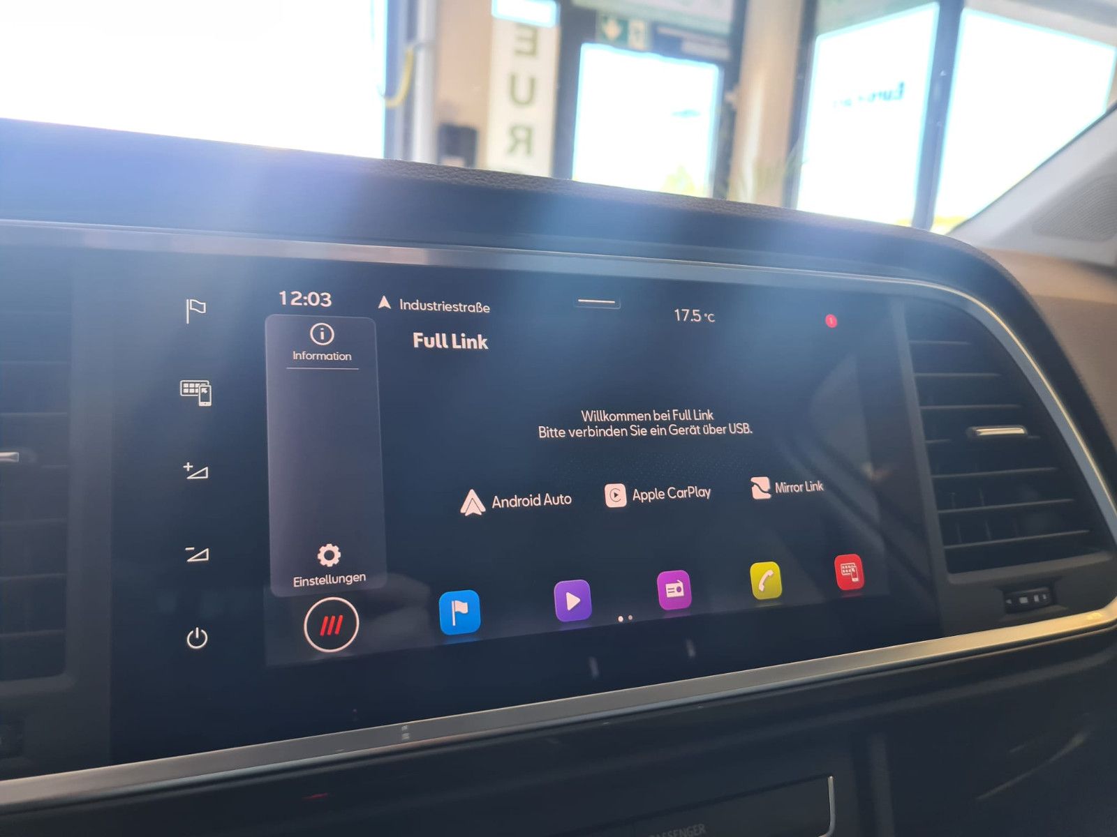 Fahrzeugabbildung SEAT Ateca Style / NAVI / KAMERA / TOP ZUSTAND