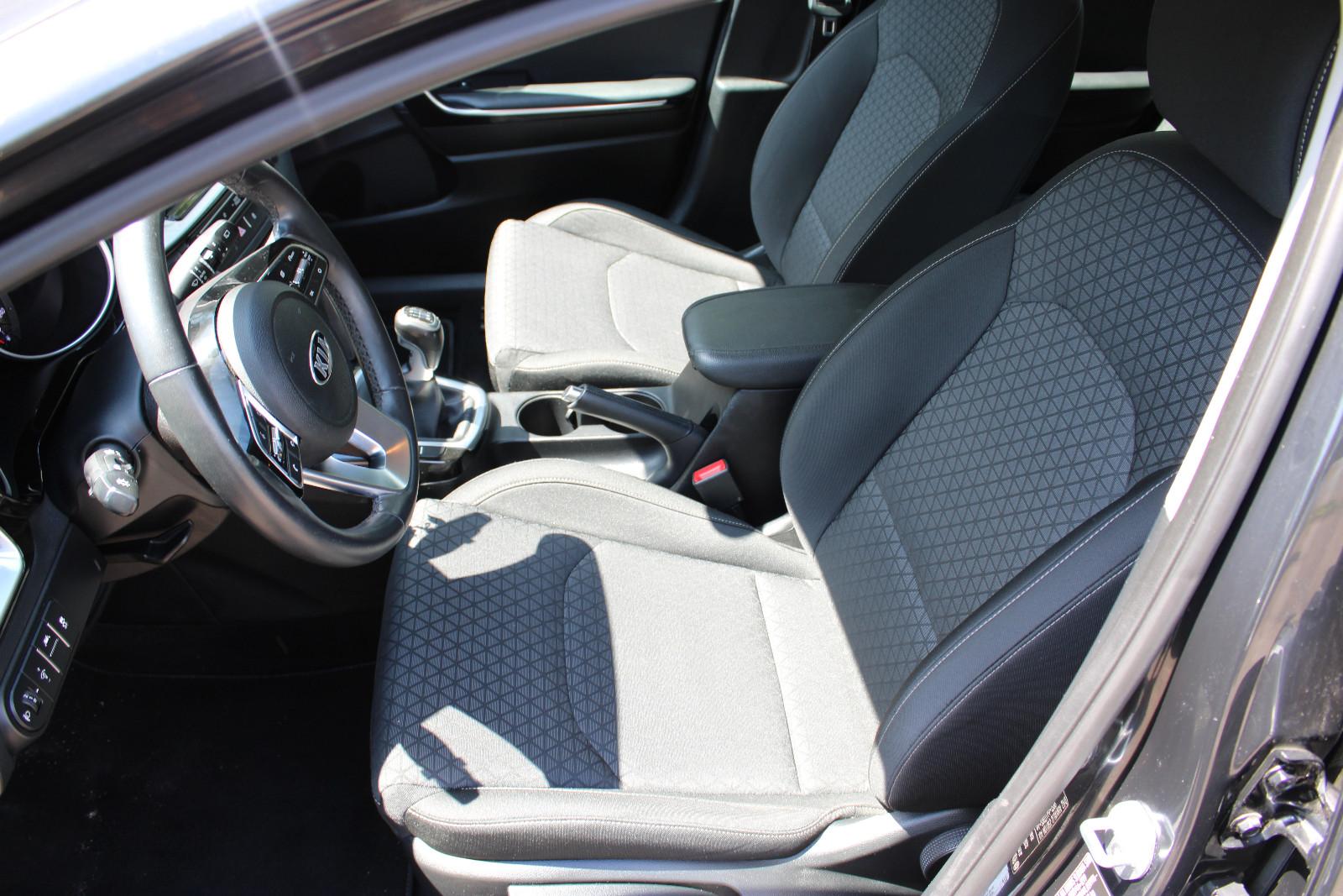 Kia cee'd Sportswagon KLIMAAUTO+SITZ&LENKRADHEIZ+PDC