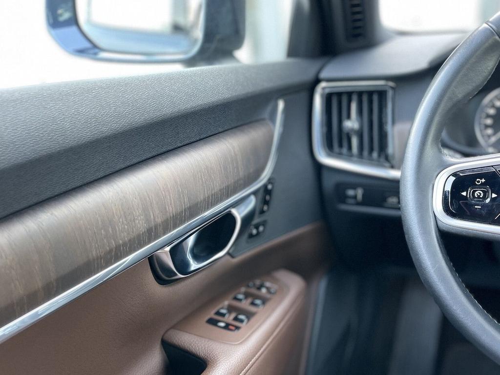 Volvo V90 Cross Country