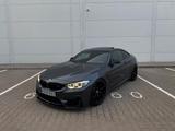 BMW M4 Coupe / DCT / LED / HK / KEYLESS/ HUD/  - BMW M4 mit Schiebedach