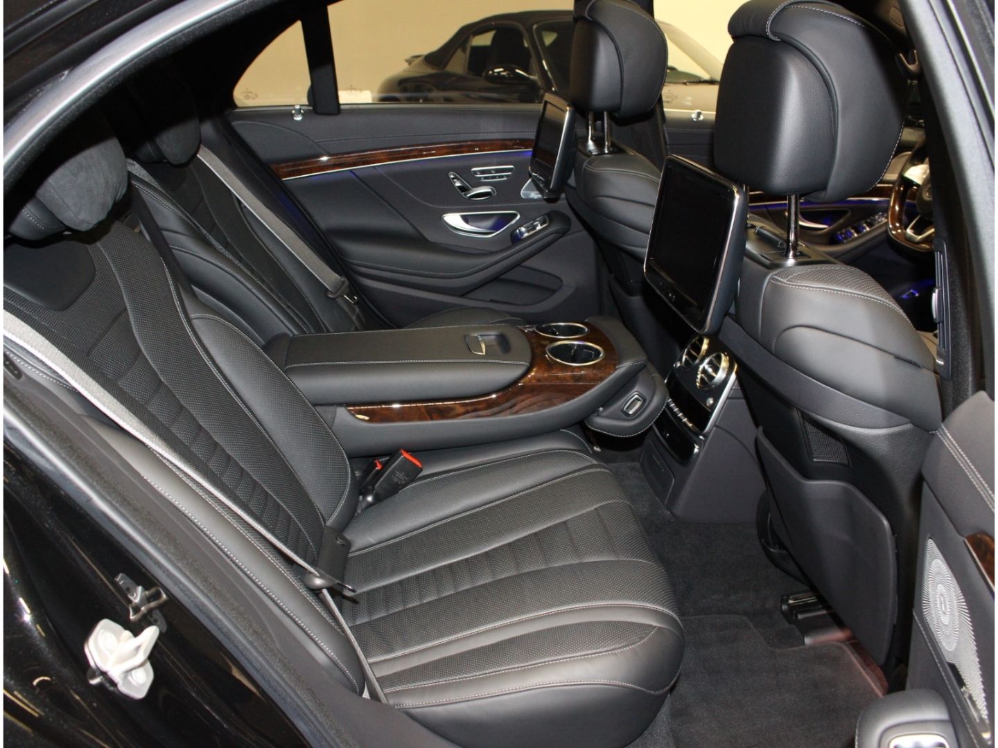 Fahrzeugabbildung Mercedes-Benz S 500 AMG Line Nachtsicht*Burmester*Voll*