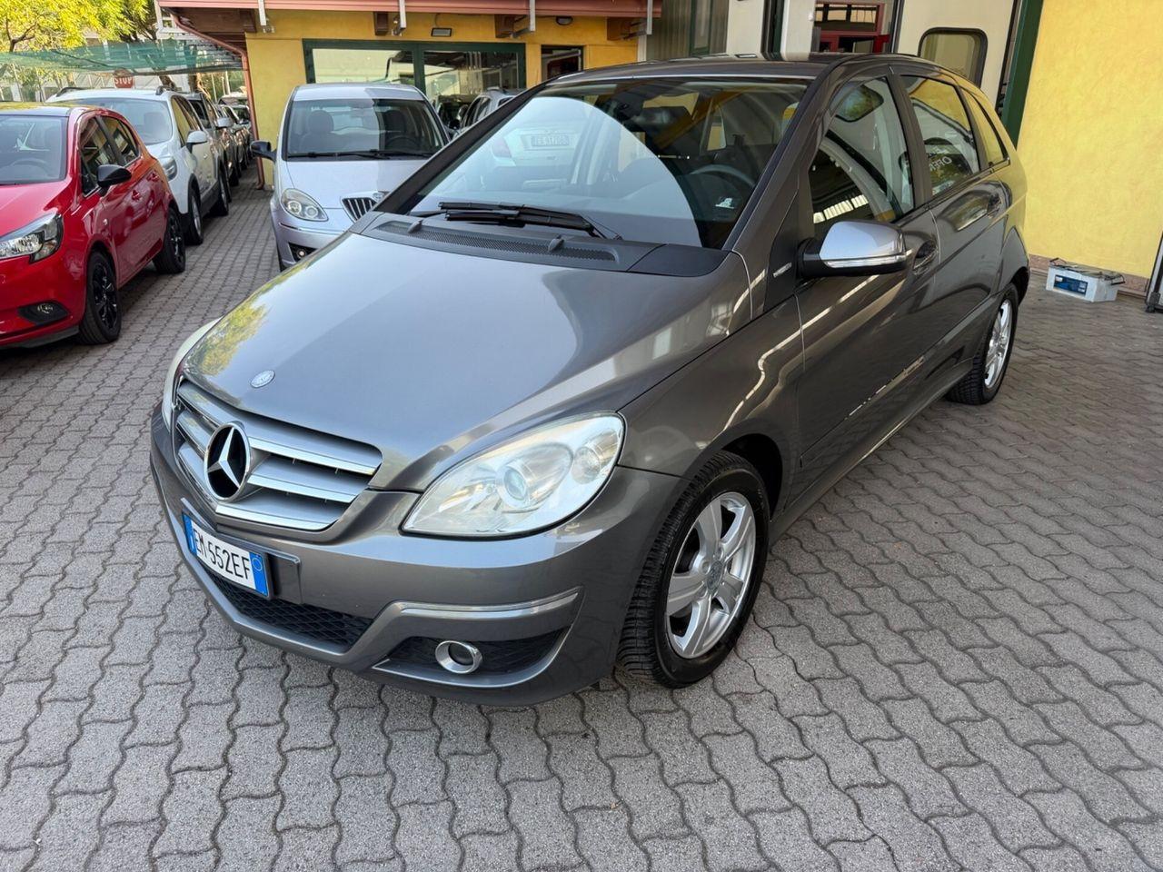 Mercedes-Benz A 160