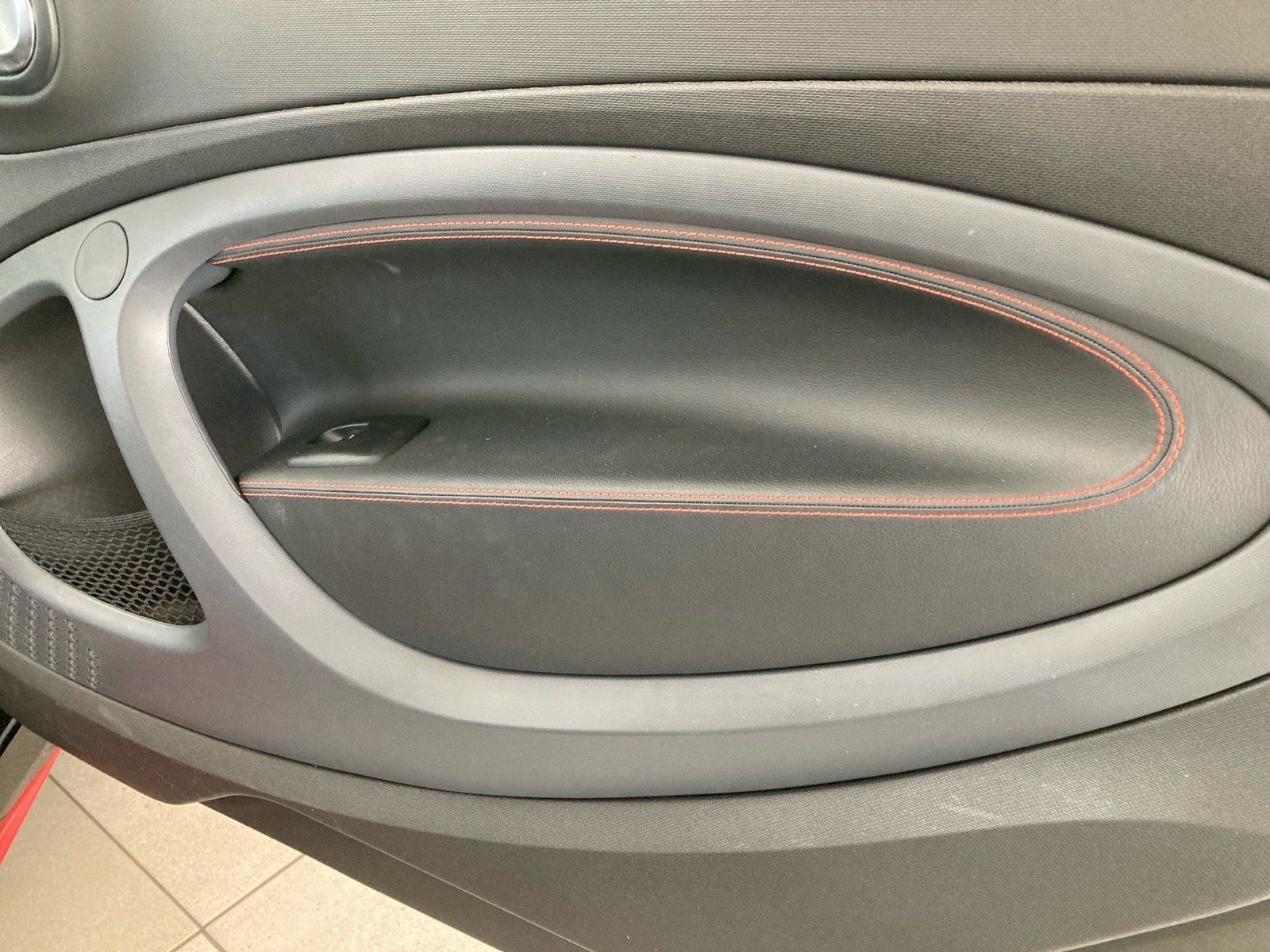 Fahrzeugabbildung Smart EQ fortwo BRABUS R92 Cabrio Leder Kamera