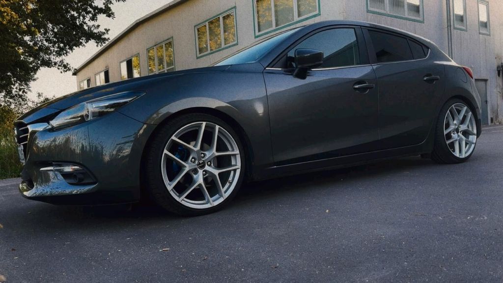 Image of Mazda 3