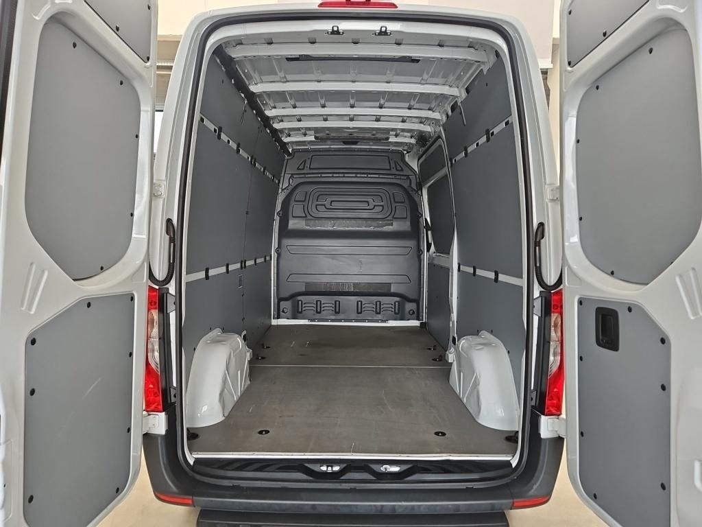 Fahrzeugabbildung Mercedes-Benz eSprinter 312 Kasten L2H2 Klima RFK Sitzhzg Holz