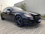 Mercedes-Benz CLS 350 CDI BlueEFFICIENCY - - Mercedes-Benz CLS 350 aus 2011: Cdi