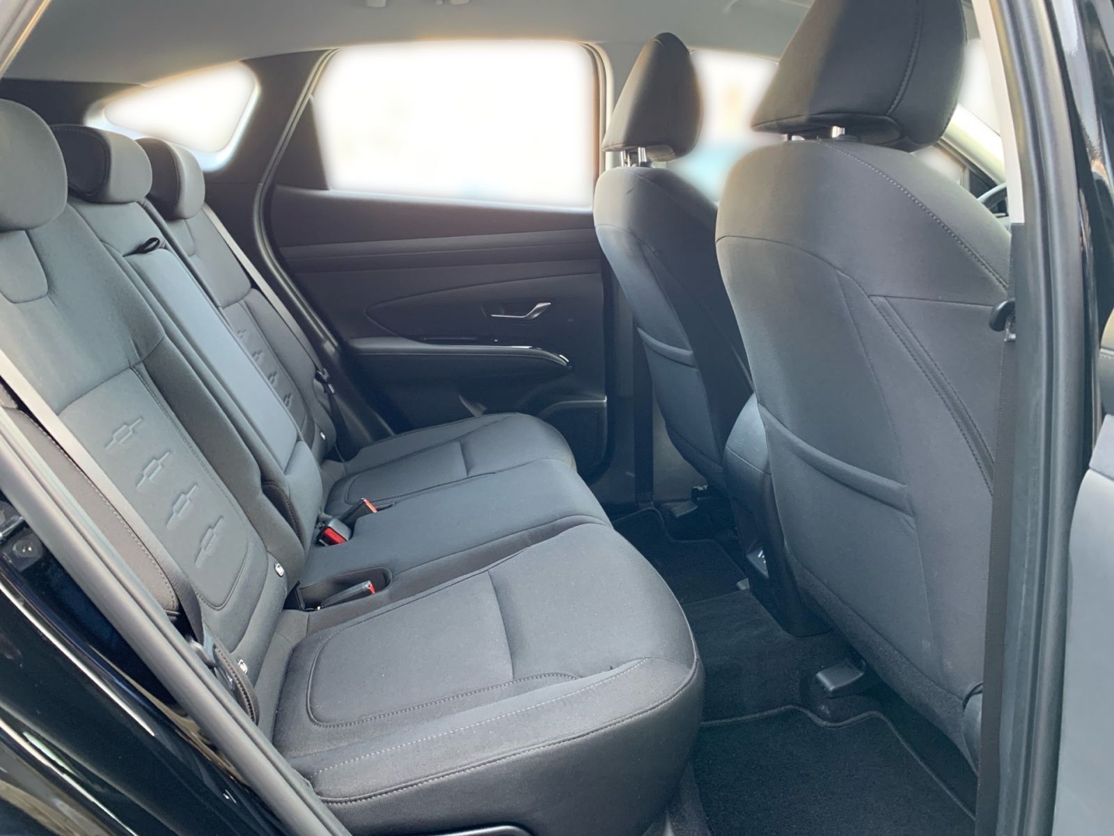 Fahrzeugabbildung Hyundai TUCSON 1.6 T-GDI 7-DCT Select Mild-Hybrid NAvi L